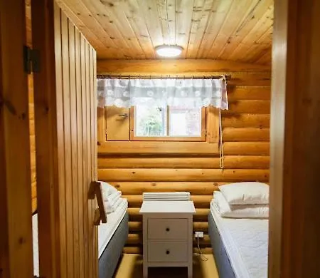 Eetuntupa Chalet *